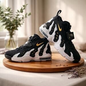Nike Air DT Max 96 -"BLACK WHITE”Varsity Maize (HM8249 001) Size 11.5